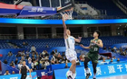 北京首鋼勝同曦，奧莫特得分高，張新宇犯規(guī)或遭重罰。