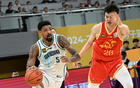 CBA季后賽，廣廈勝青島晉級四強(qiáng)，胡金秋、楊瀚森表現(xiàn)亮眼。